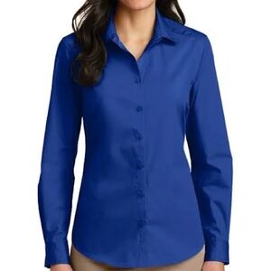 🦋 Ann Taylor Women's Blue Button Down Long Sleeve Shirt Size 6